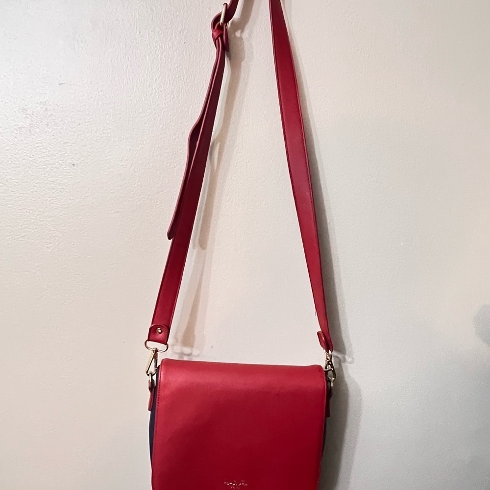 PRIVE ROMA 100% Leather Red Crossbody Bag
